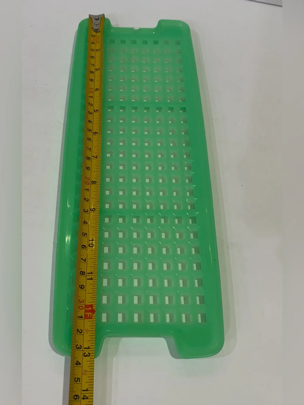 Vintage Tupperware Jadeite Celery and Vegetable Keeper Set
